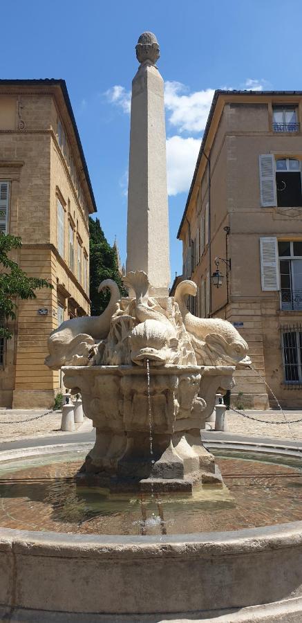 Les Quatre Dauphins Hotel Aix-en-Provence Exterior photo